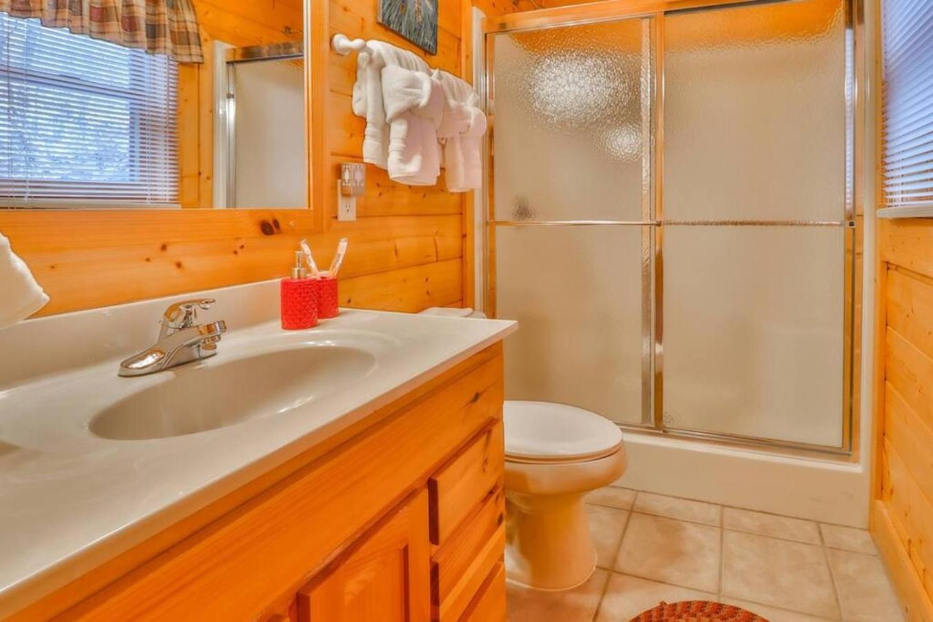 Romantic, Honeymoon Cabin In The Smokies! Gatlinburg Zewnętrze zdjęcie
