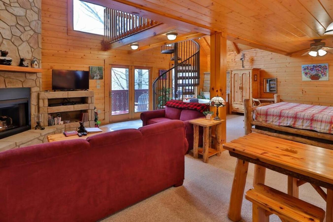 Romantic, Honeymoon Cabin In The Smokies! Gatlinburg Zewnętrze zdjęcie