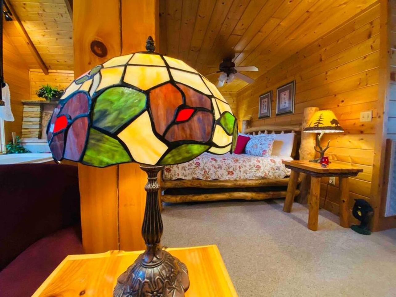 Romantic, Honeymoon Cabin In The Smokies! Gatlinburg Zewnętrze zdjęcie